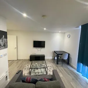 https://lovely-studio-apartment-in-sheffield.yorkshirehotels.net